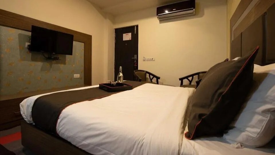Hotel Townhouse Thondayad Calicut Formerly Dream Casa Kakkayam India